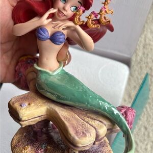 Disney The Little Mermaid Seahorse Surprise Figurine